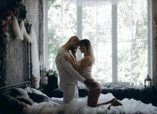 100+ Examples of Dirty Messages That Will Make You Blush