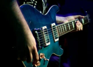 12 easy guitar songs