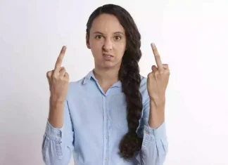 ⇨ 15 words to insult (properly)