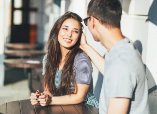 25 “exciting” phrases to say to the girlfriend