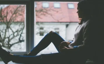 50 phrases of heartbreak and sadness for melancholy