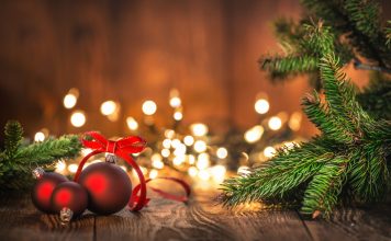 300+ Merry Christmas Messages: Romantic, Funny and Sweet