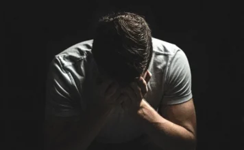 Cherophobia: Can someone be afraid of being happy?