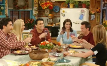 How to seat the guests at the table at a lunch or dinner?