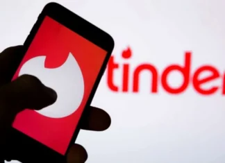 How to flirt on Tinder with 7 basic tips