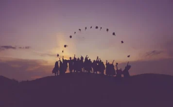 The 15 science careers with the most exits in Spain