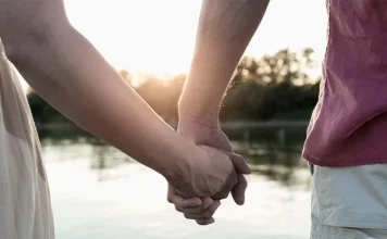 Phrases to fall in love and seduce a woman