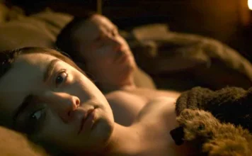 The age of Maisie Williams and the controversy over her sex scene