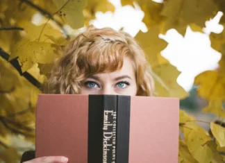 The best poems of 4 stanzas about love and life