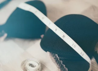 10 bra tricks every woman should know