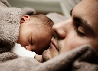 12 tips to help your baby sleep through the night