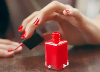 Enamel: the choice of color indicates the personality