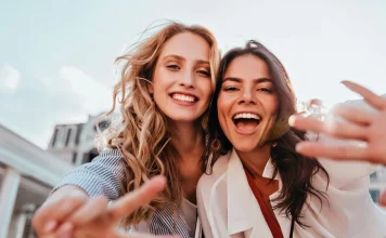 Friendship between zodiac signs: which ones get along best?