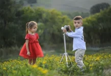 How to dress children in spring