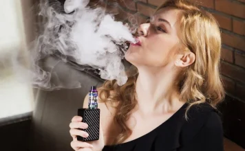 Liquids for electronic cigarettes: substances harmful to health?