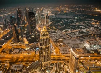 Living in Dubai: Tips and Benefits