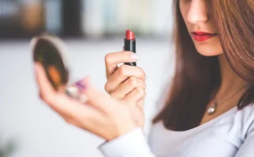 Make-up: the new trends