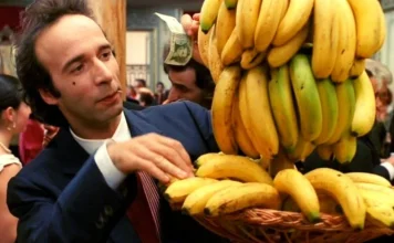 Roberto Benigni: bio of the Oscar-winning Italian actor