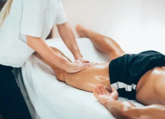 The sports massage techniques seen up close