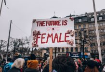 The Role of Onlyfans in Feminism: Empowering Women to Control their Income